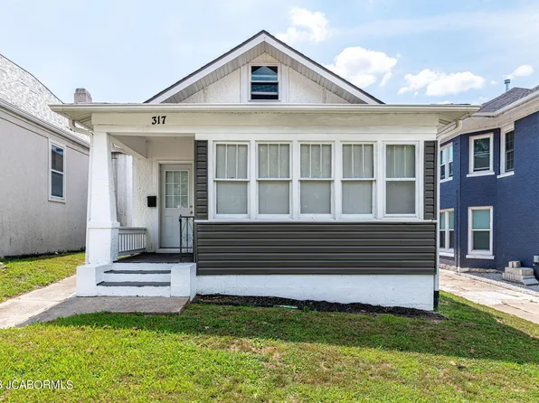 317 Jackson St, Jefferson City, MO 65101