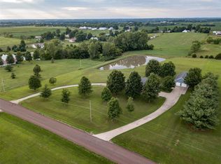 15362 Stoneridge Dr, Basehor, KS 66007