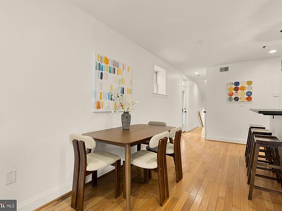 4th image of 2432 Ontario Rd NW APT 1