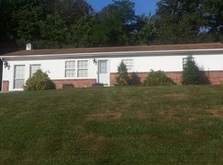 120 Jefferson Ln, Elizabethton, TN 37643