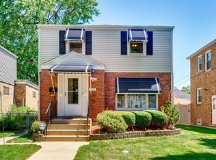 3721 N Pioneer Ave, Chicago, IL
