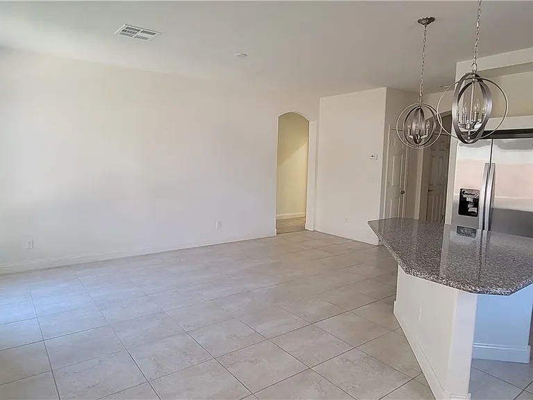 5862 W Haleh Ave — Photo 8