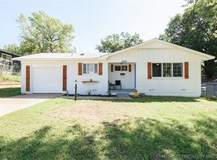 1029 Cedar Ave, Sand Springs, OK 74063