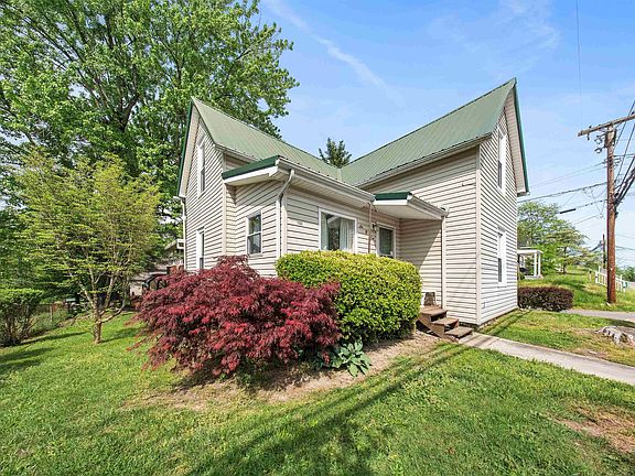 2nd image of 601 Gartrell St