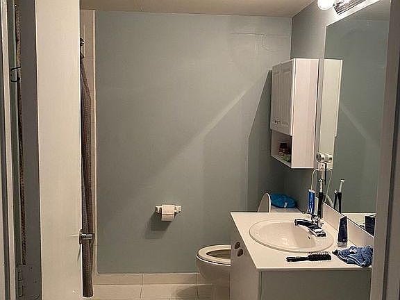 Full bathroom