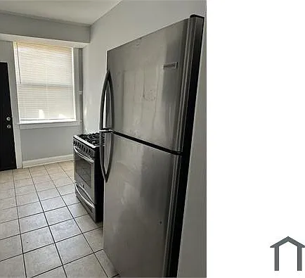 1303 W 80th St #1 — Photo 8