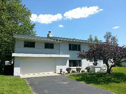 3rd image of 1924 W Manitou Dr