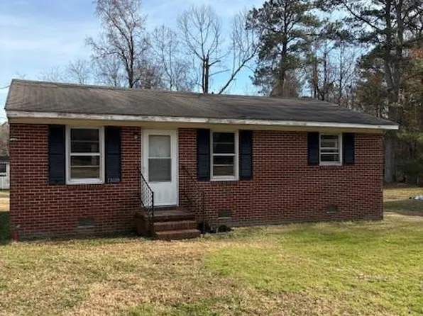 23039 Meadow St, Capron, VA 23829