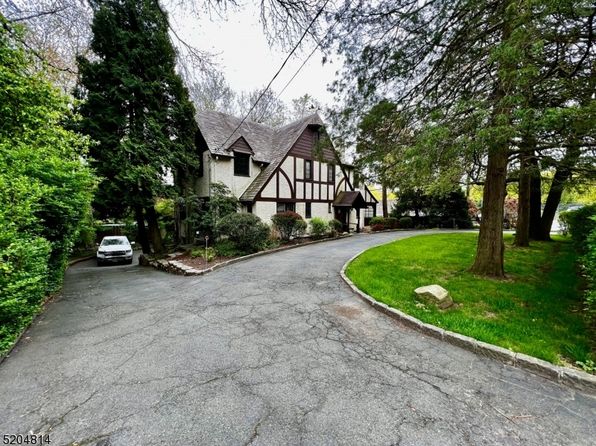 12 Hobart Gap Rd