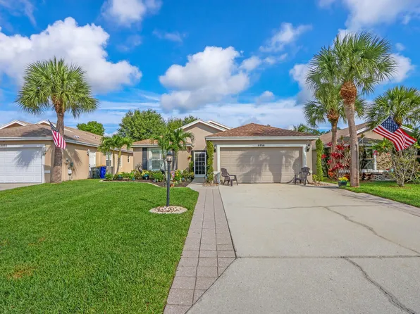 8956 SW Bonneville Drive, Stuart, FL 34997