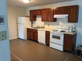 30 Gatehouse Rd APT 101, Amherst, MA 01002