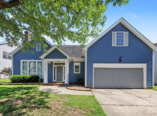 11232 Laurel View Dr, Charlotte, NC 28273