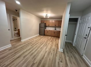 18 Hampton Rd #A4, New Brunswick, NJ 08901