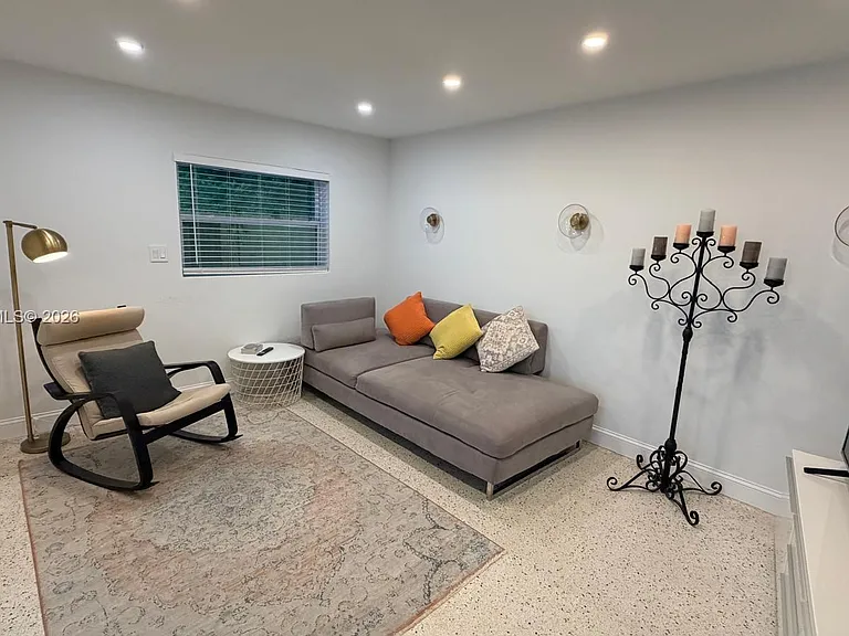 3781 Jackson Blvd — Photo 16