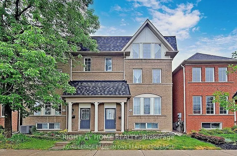 2194 Saint Clair Ave W — Photo 1
