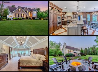 3 Smallbrook Cir, Randolph, NJ 07869