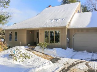 58 Wildwood Dr, Cape Elizabeth, ME 04107