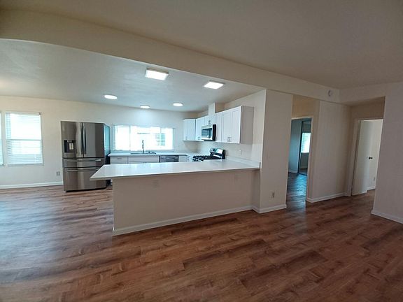 3rd image of 1945 Piner Rd Space 190