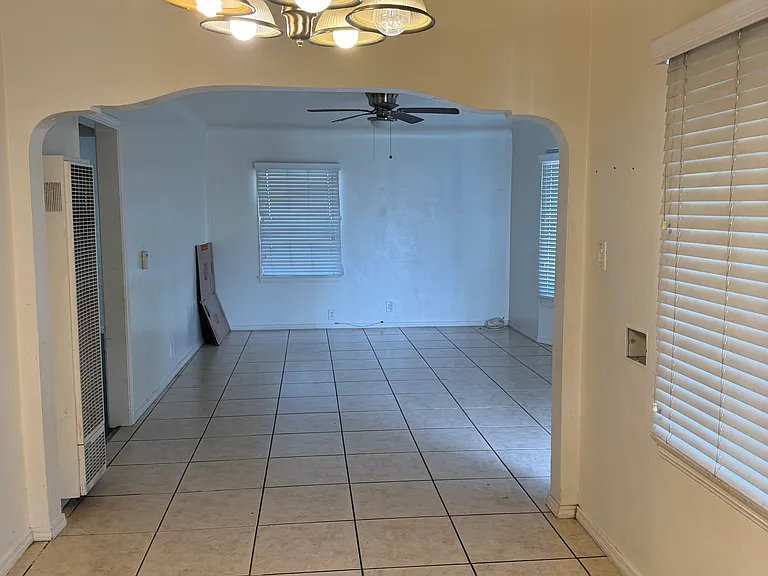 11827 Garfield Ave — Photo 10