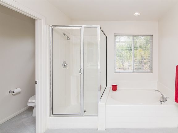 4th image of 11918 Cypress Valley Dr