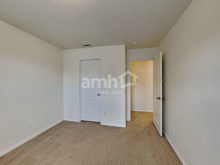 372 W Wood Owl Dr — Photo 21
