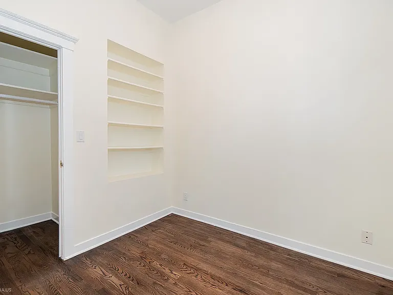 1711 W Henderson St #2 — Photo 23