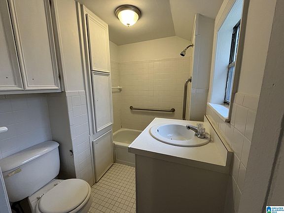 3rd image of 734 New Hill Ct