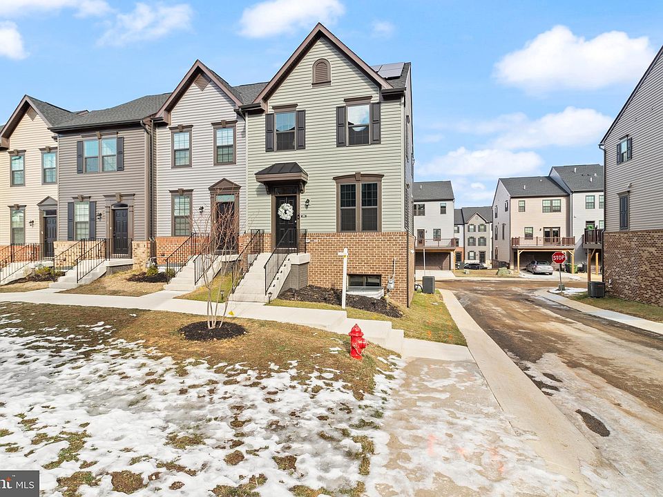 1st image of 1114 Spur Ln
