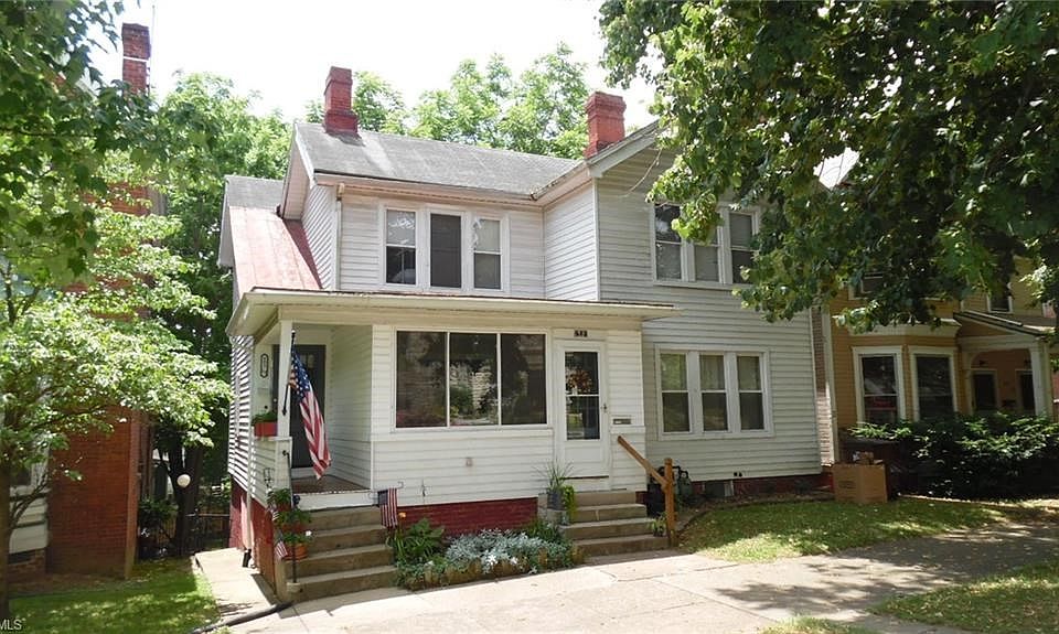 1st image of 403-403 1/2 4th St