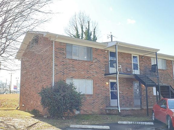 2nd image of 2927 Whittle Springs Rd APT 10