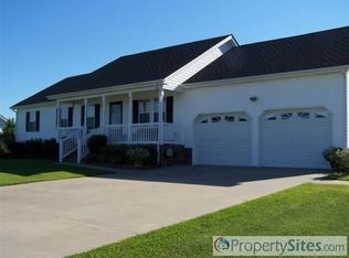 122 Danielle Dr, Elizabeth City, NC 27909