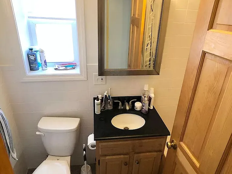 127 Cedar St #4 — Photo 11
