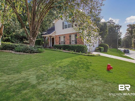 5th image of 225 Bay View Dr