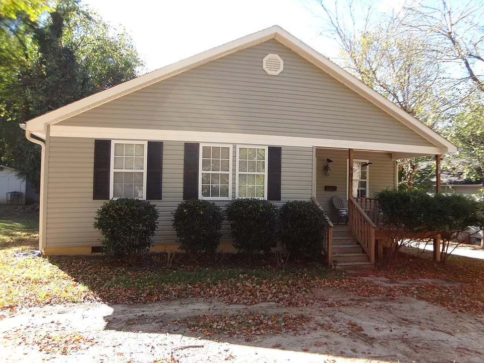 407 Church St