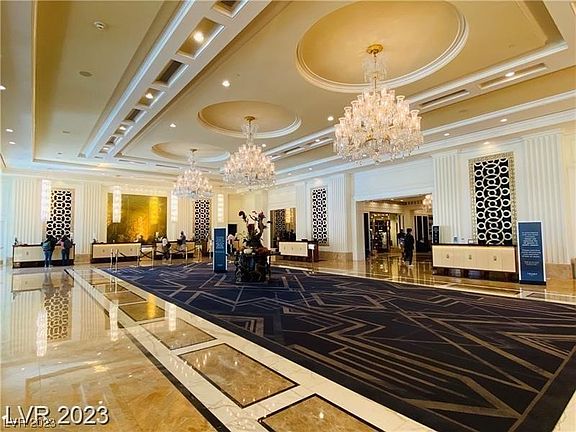 3rd image of 2000 N Fashion Show Dr Unit 3317