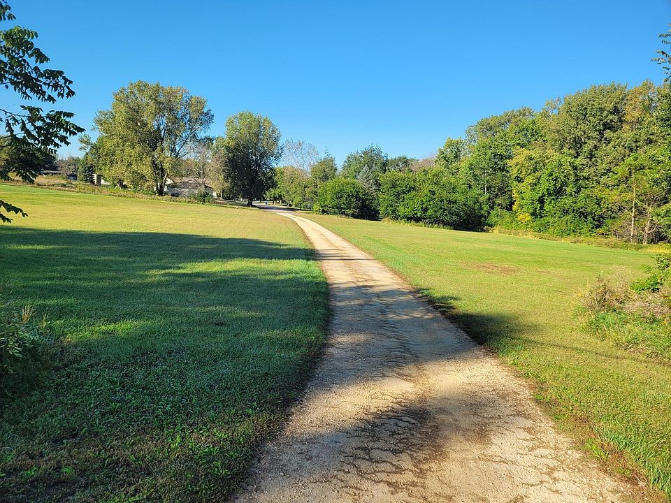 1st image of 300 Eastline Rd N