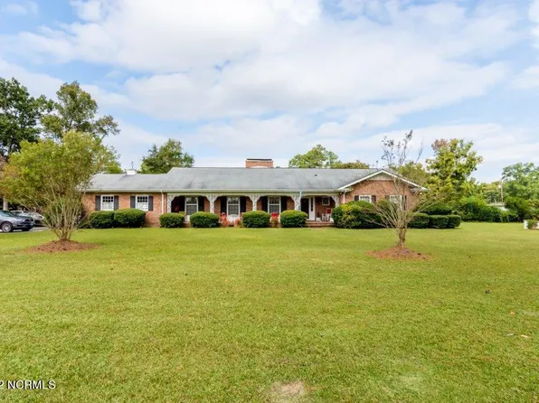 402 Tenth Street, Maysville, NC 28555