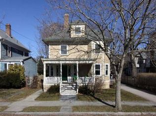 130 Irving Ave, Providence, RI 02906