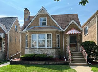6231 W Holbrook St, Chicago, IL 60646