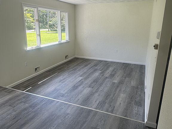 4th image of 117 Hutchings Rd