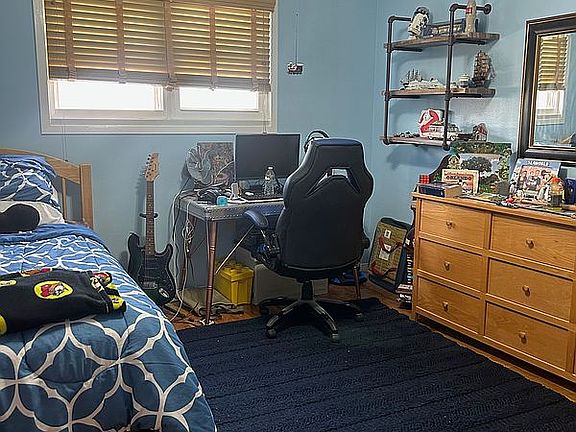 5th image of 2256 Bergen Ave