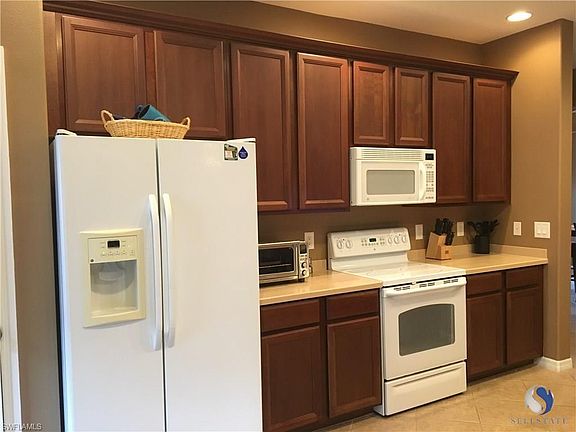 5th image of 2808 Suncoast Lakes Blvd