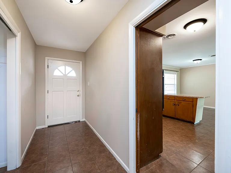 2 Circle Dr — Photo 30
