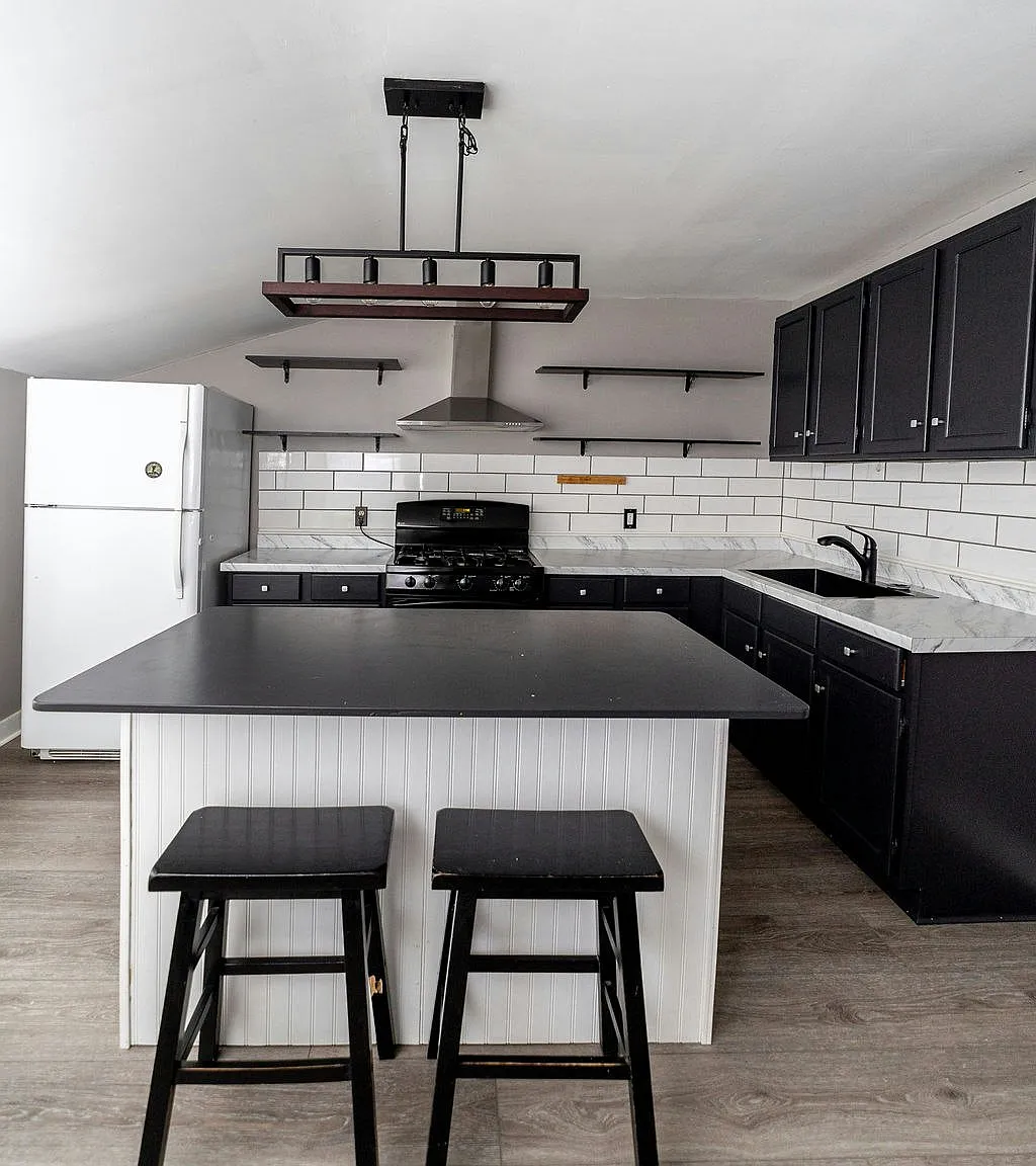 29 West Orange Street, Unit 29 S Spruce Street — Photo 1