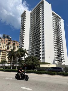3140 S Ocean Dr APT 408, Hallandale, FL, 33009