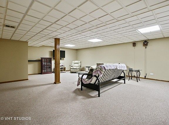 5th image of 562 Sandburg Dr #0