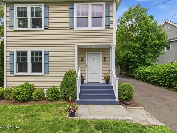 14 Neil Ln, Riverside, CT 06878