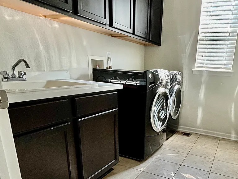 3410 E 140th Pl — Photo 11