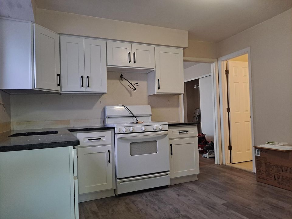 1st image of 186 Lamoka Ave #1