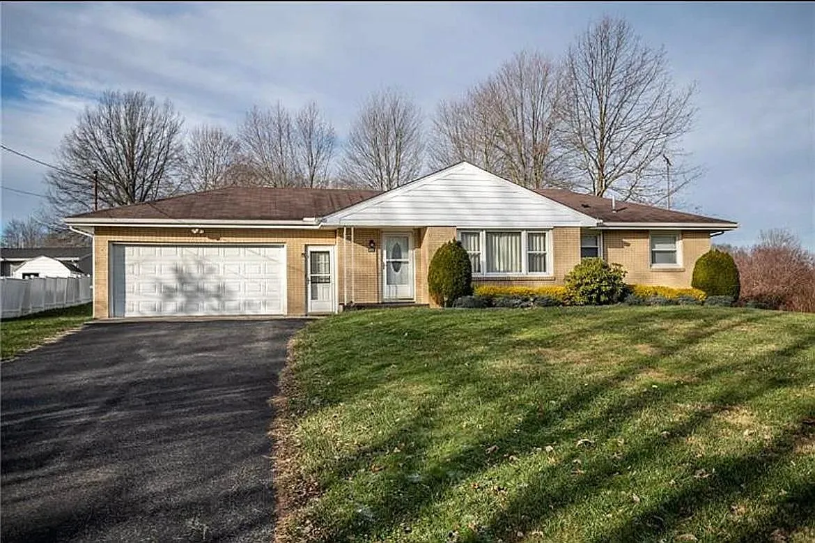 855 Robertson Rd photo 1